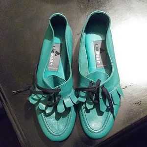 Never worn, not green. Girls flats dress shoes